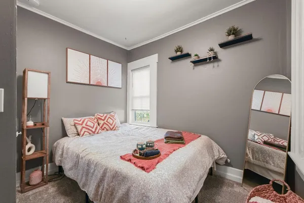 $210,000 | 109 5th Street, Aurora, IN 47001