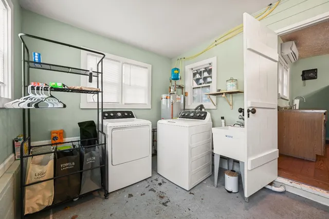 $218,900 | 109 5th Street, Aurora, IN 47001