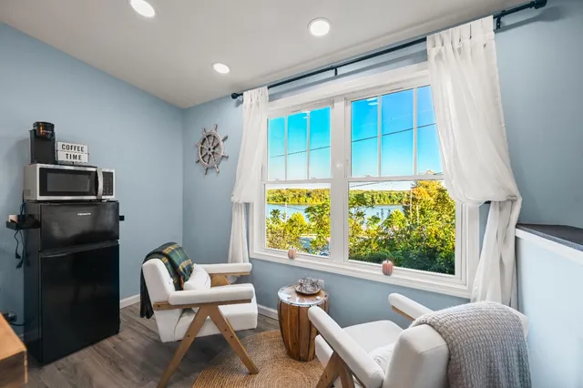 $218,900 | 109 5th Street, Aurora, IN 47001