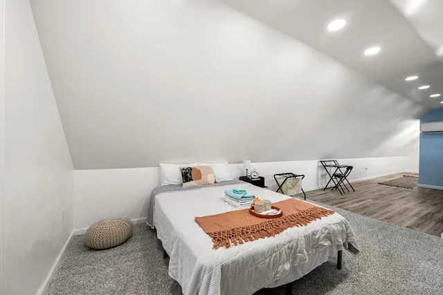 $218,900 | 109 5th Street, Aurora, IN 47001