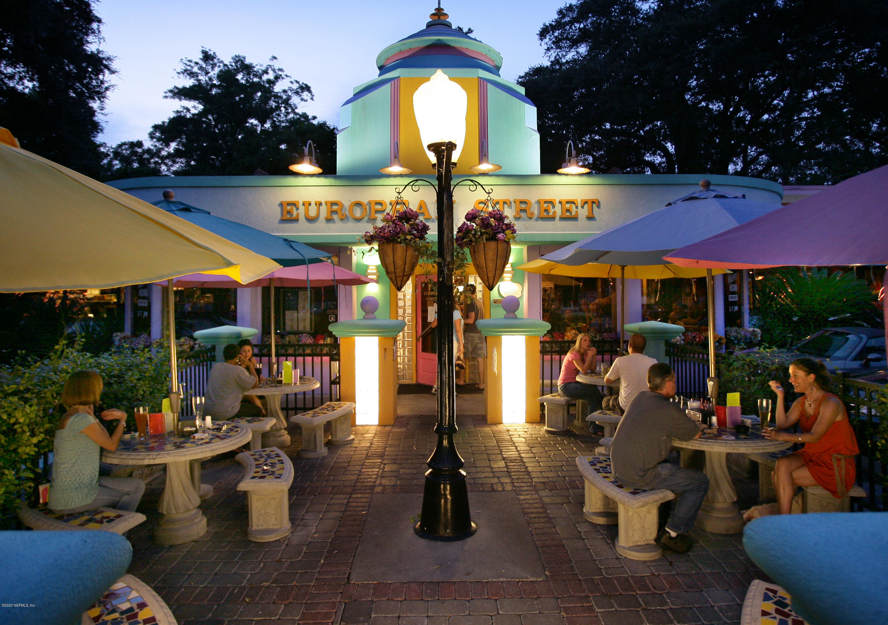 2519 Riverside Avenue Jacksonville, FL 32204 - Photo 74 of 83 European Street Cafe Night