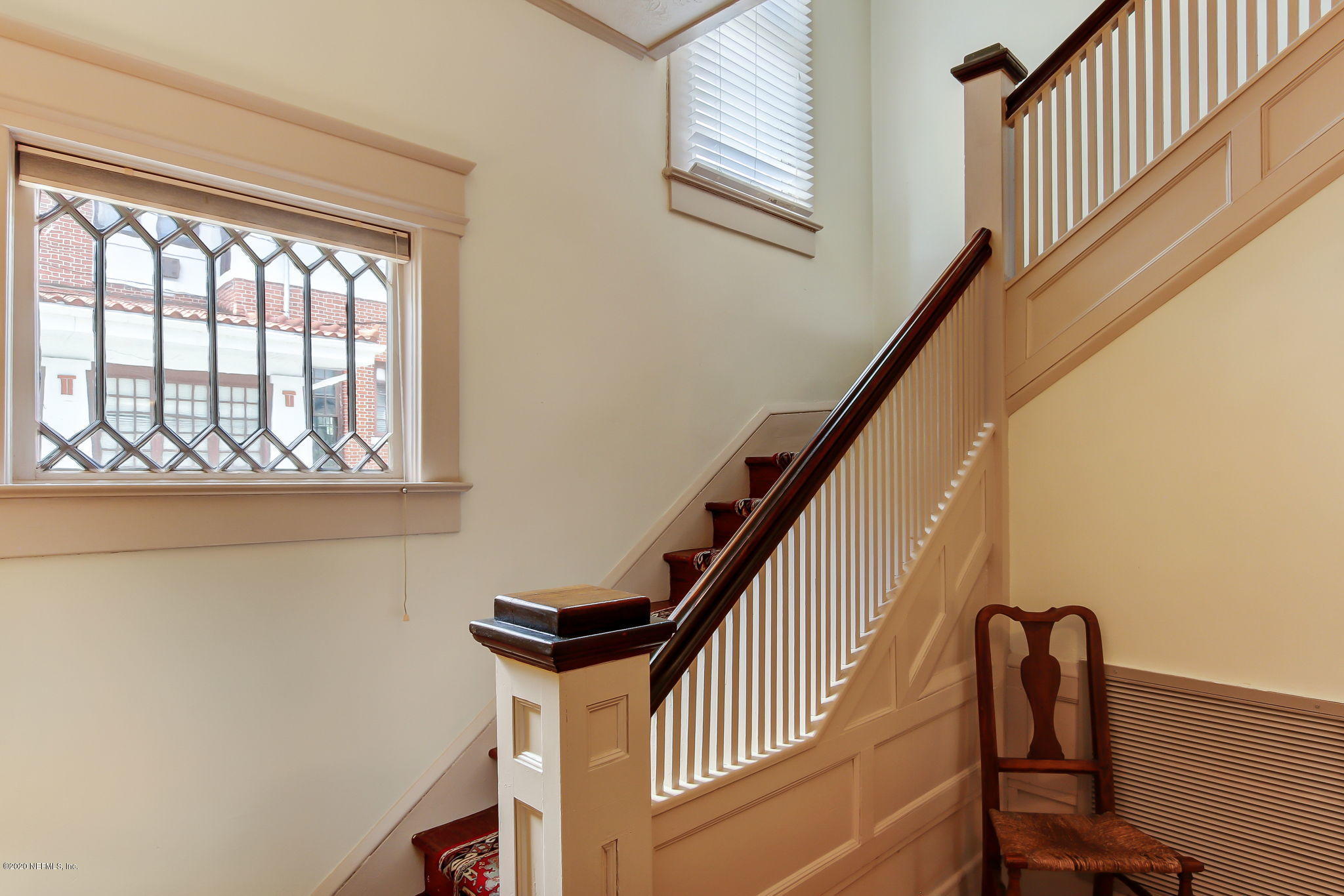 2519 Riverside Avenue Jacksonville, FL 32204 - Photo 8 of 83 Front Staircase