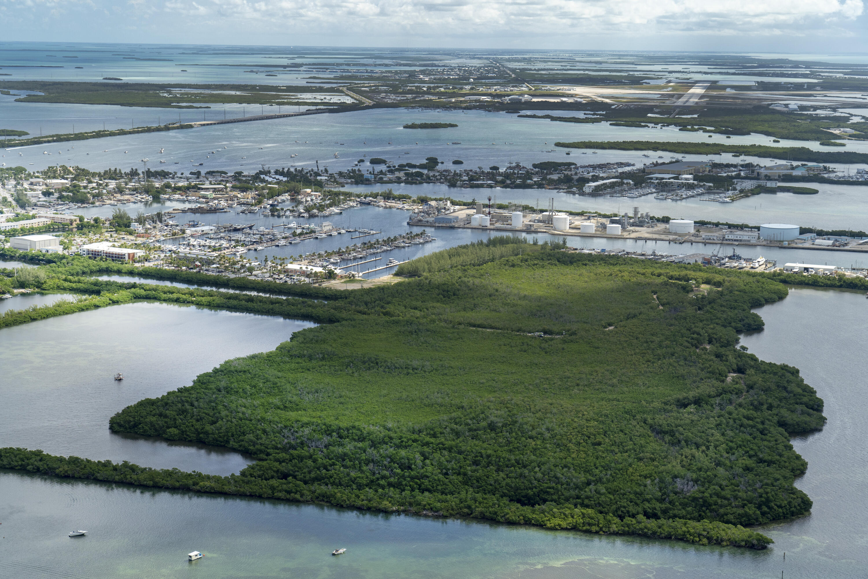 7200 5th Street Key West, FL 33040 - Photo 4 of 9 Cow Key Aerial_DSC01419