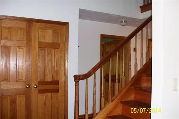 306 R Main Street Clinton, MA 01510 - Photo 4 of 10 Gallery Image 4