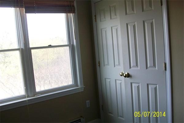 306 R Main Street Clinton, MA 01510 - Photo 7 of 10 Gallery Image 7