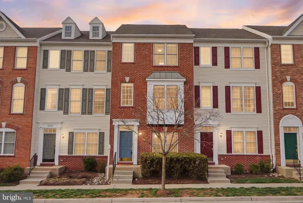 $525,000 | 42834 McComas Terrace, Chantilly, VA 20152