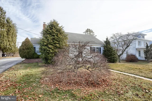 $259,900 | 302 Park Road, Valley View, PA 17983