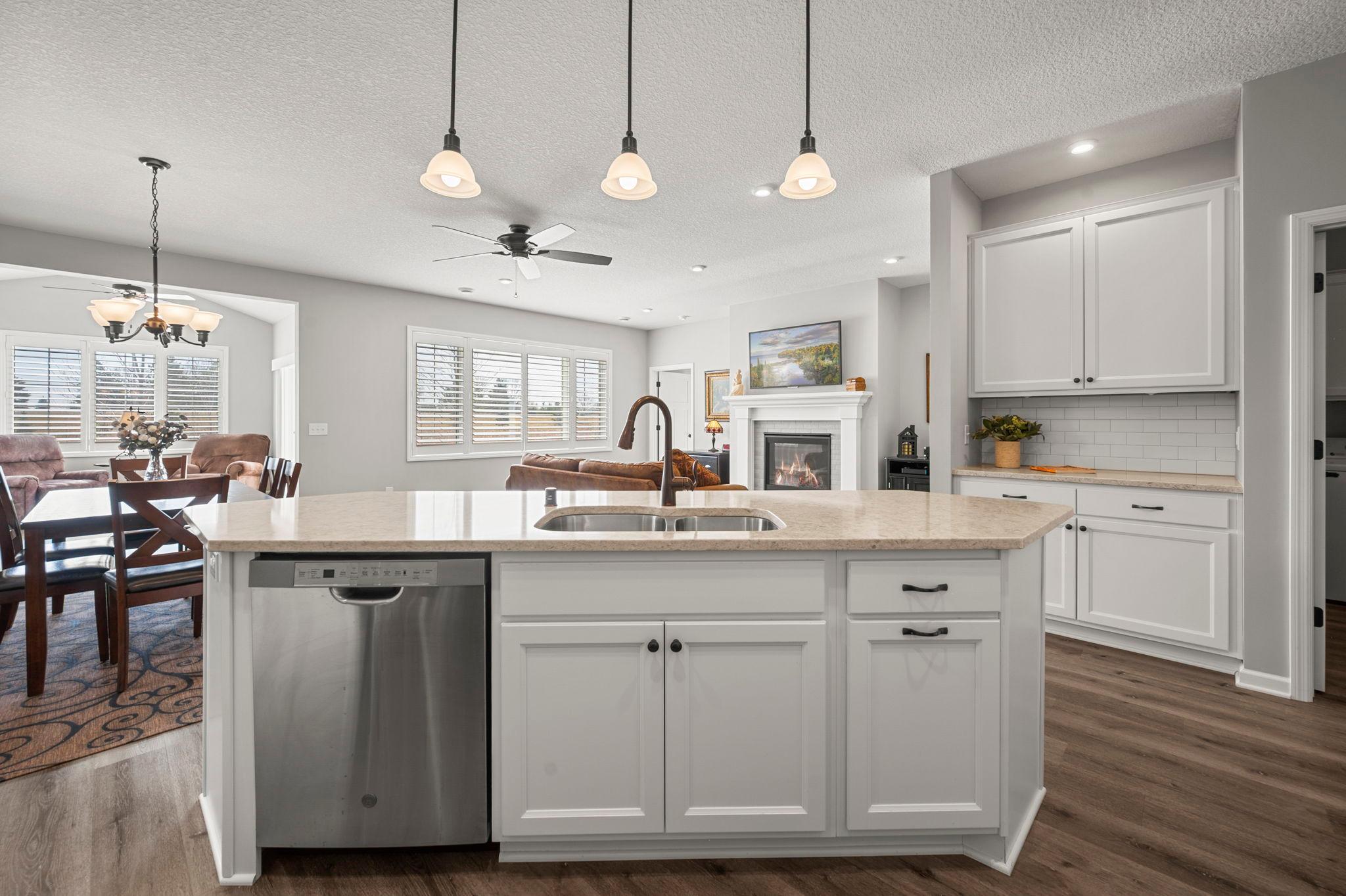 19331 74th Avenue North Corcoran, MN 55340 - Photo 7 of 22