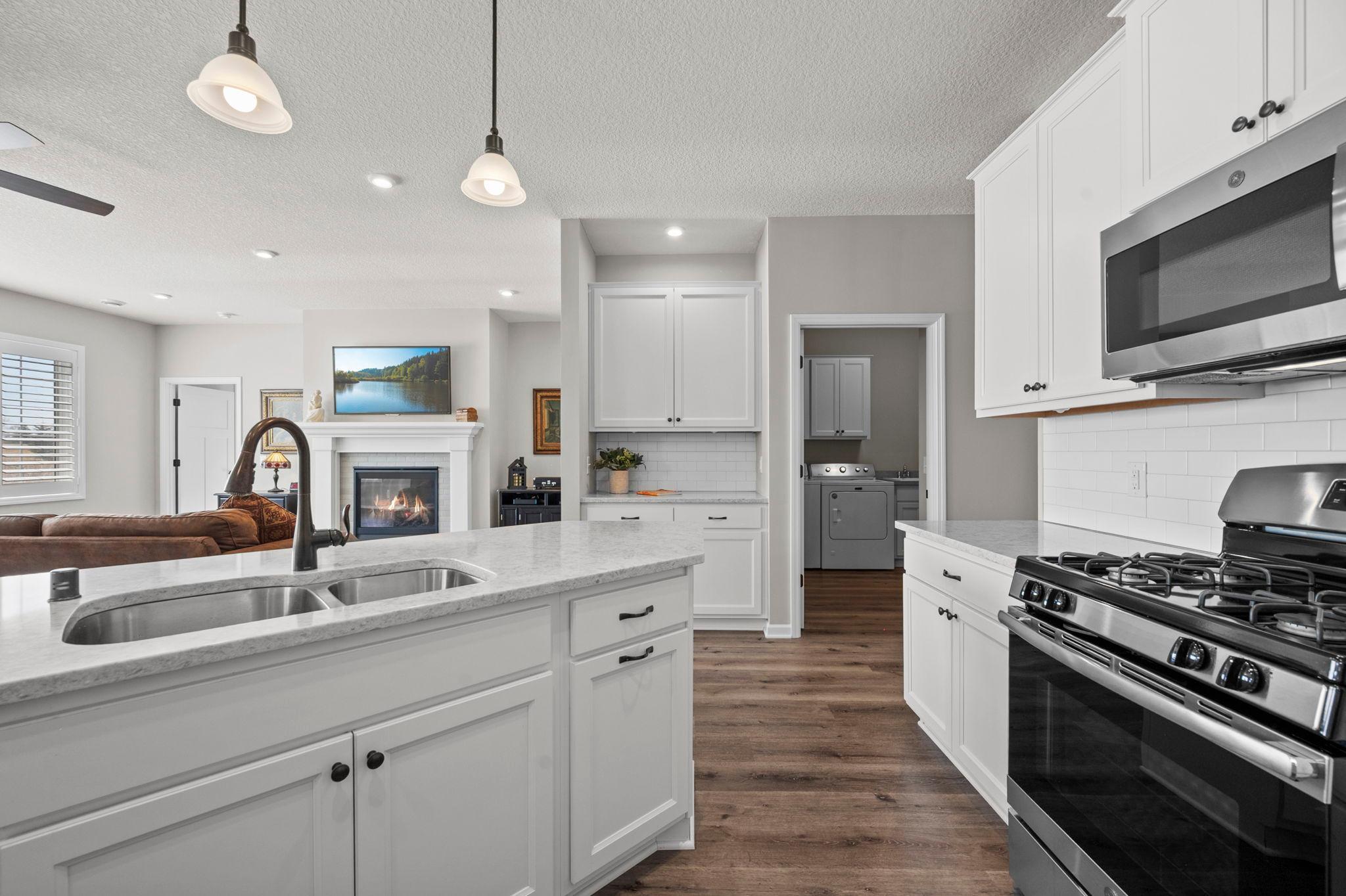 19331 74th Avenue North Corcoran, MN 55340 - Photo 8 of 22