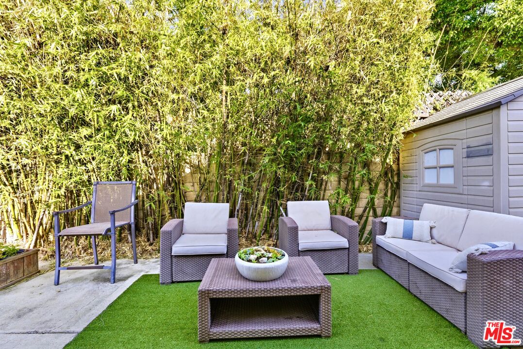 132 North Carson Road, Unit A Beverly Hills, CA 90211 - Photo 13 of 14