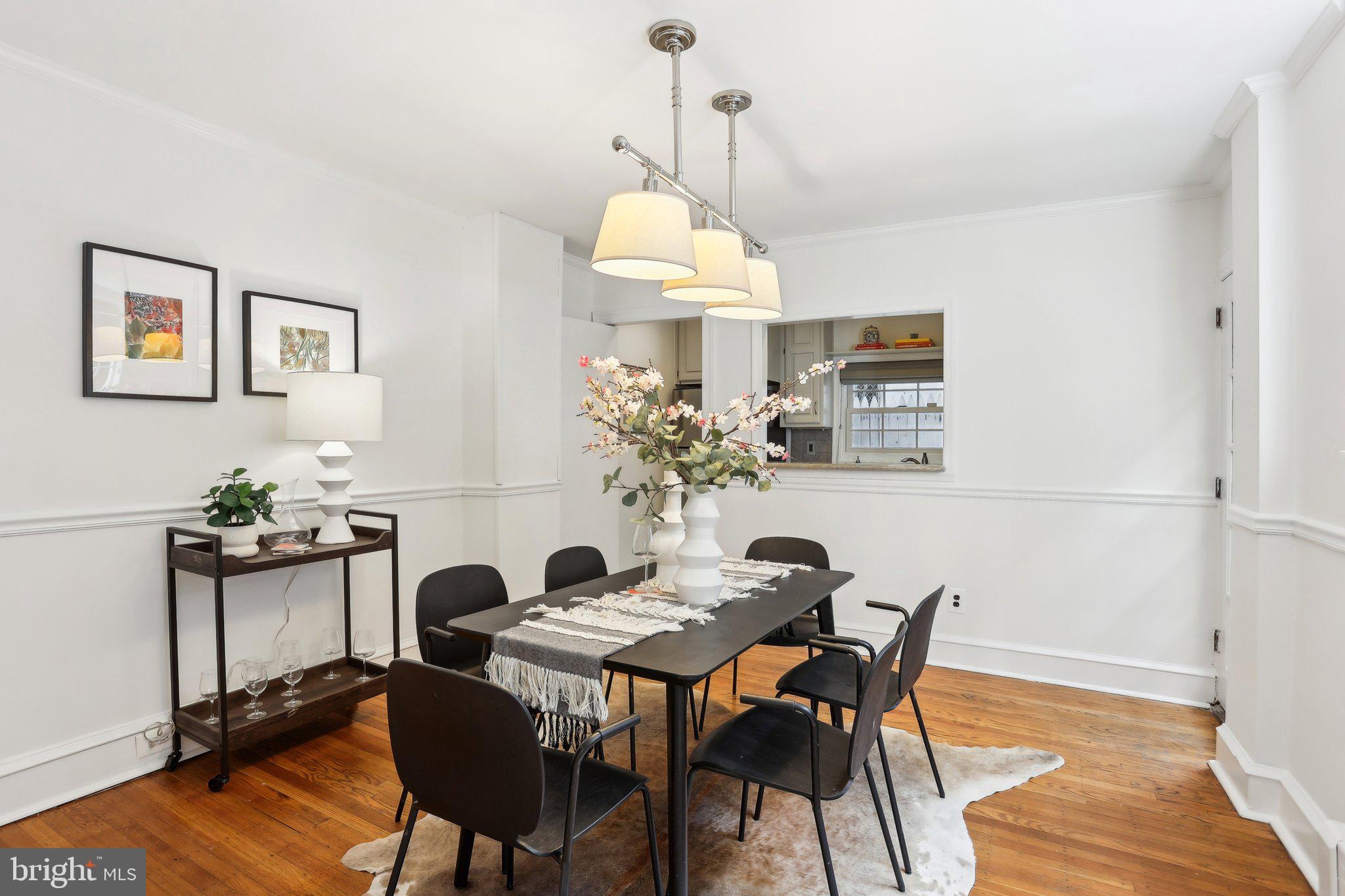 321 South Smedley Street Philadelphia, PA 19103 - Photo 9 of 39 a dining room with furniture and wooden floor