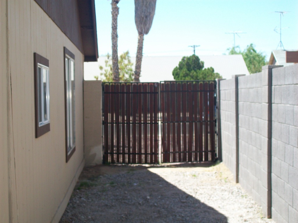 4346 East Darrel Road Phoenix, AZ 85042 - Photo 3 of 19 RV Gate