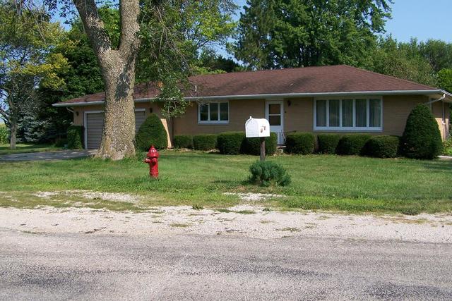 322 West Locust Street Chatsworth, IL 60921 - Photo 1 of 16 Gallery Image 1