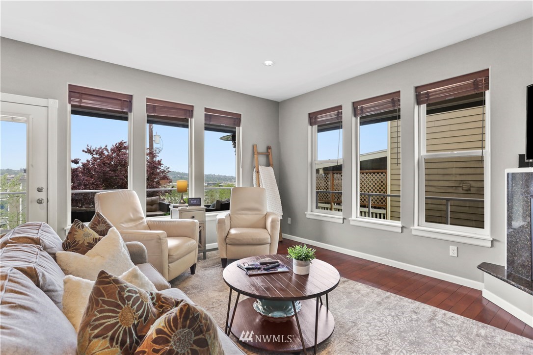 353 Bronson Way Northeast Renton, WA 98056 - Photo 15 of 36 Gallery Image 15