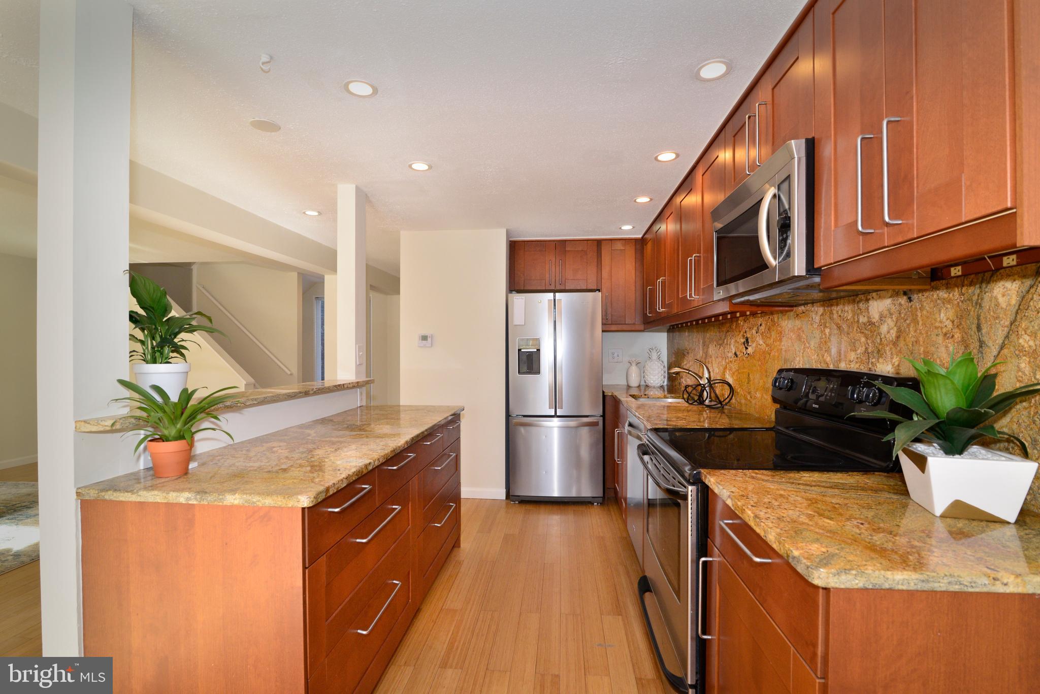 1822 North Shore Court Reston, VA 20190 - Photo 11 of 46 Gallery Image 11