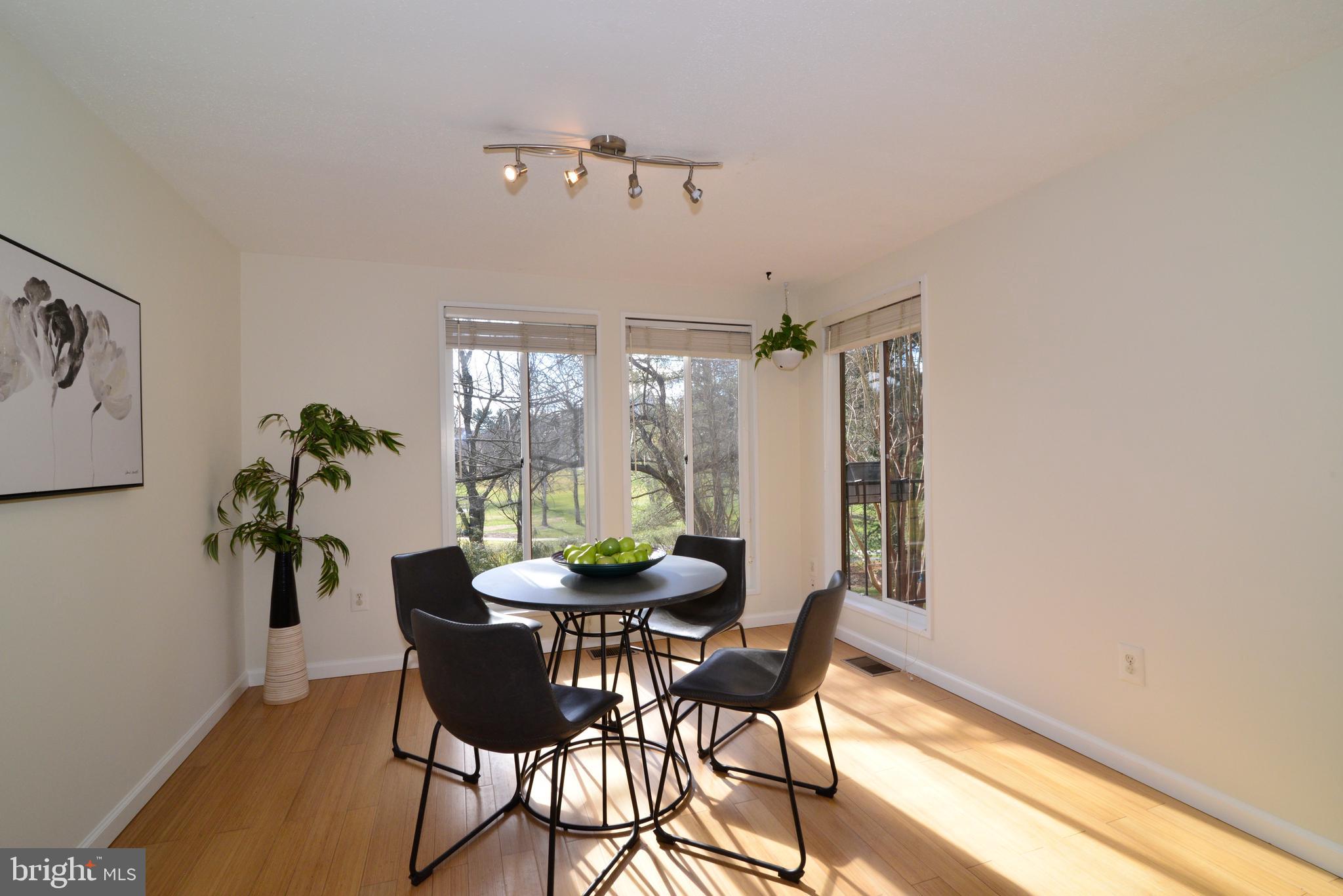 1822 North Shore Court Reston, VA 20190 - Photo 14 of 46 Gallery Image 14