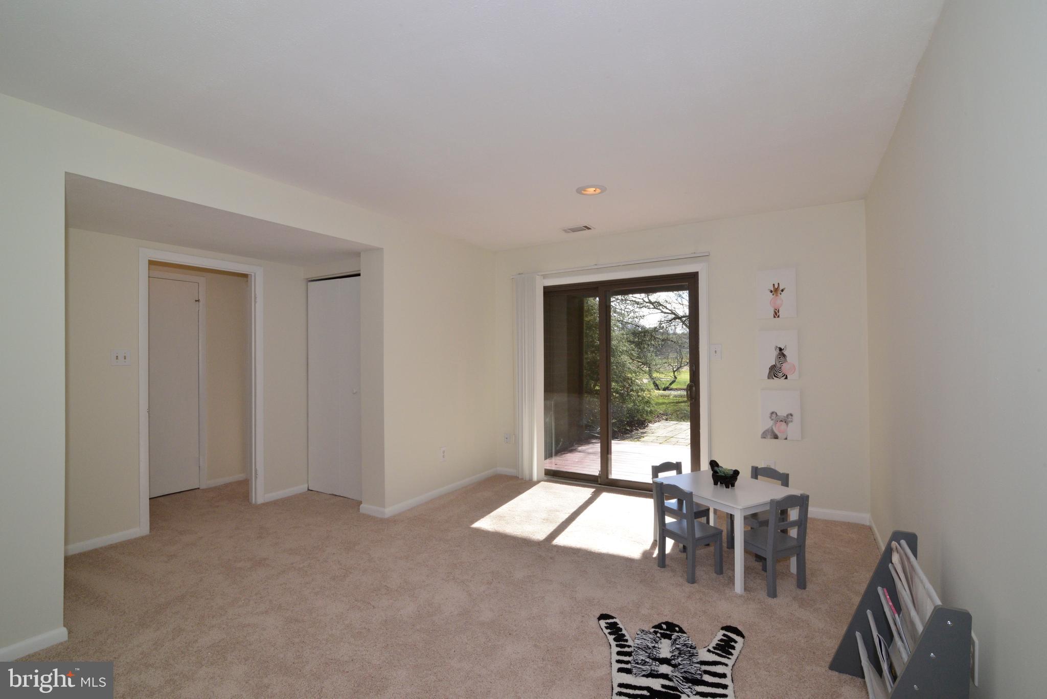 1822 North Shore Court Reston, VA 20190 - Photo 29 of 46 Gallery Image 29