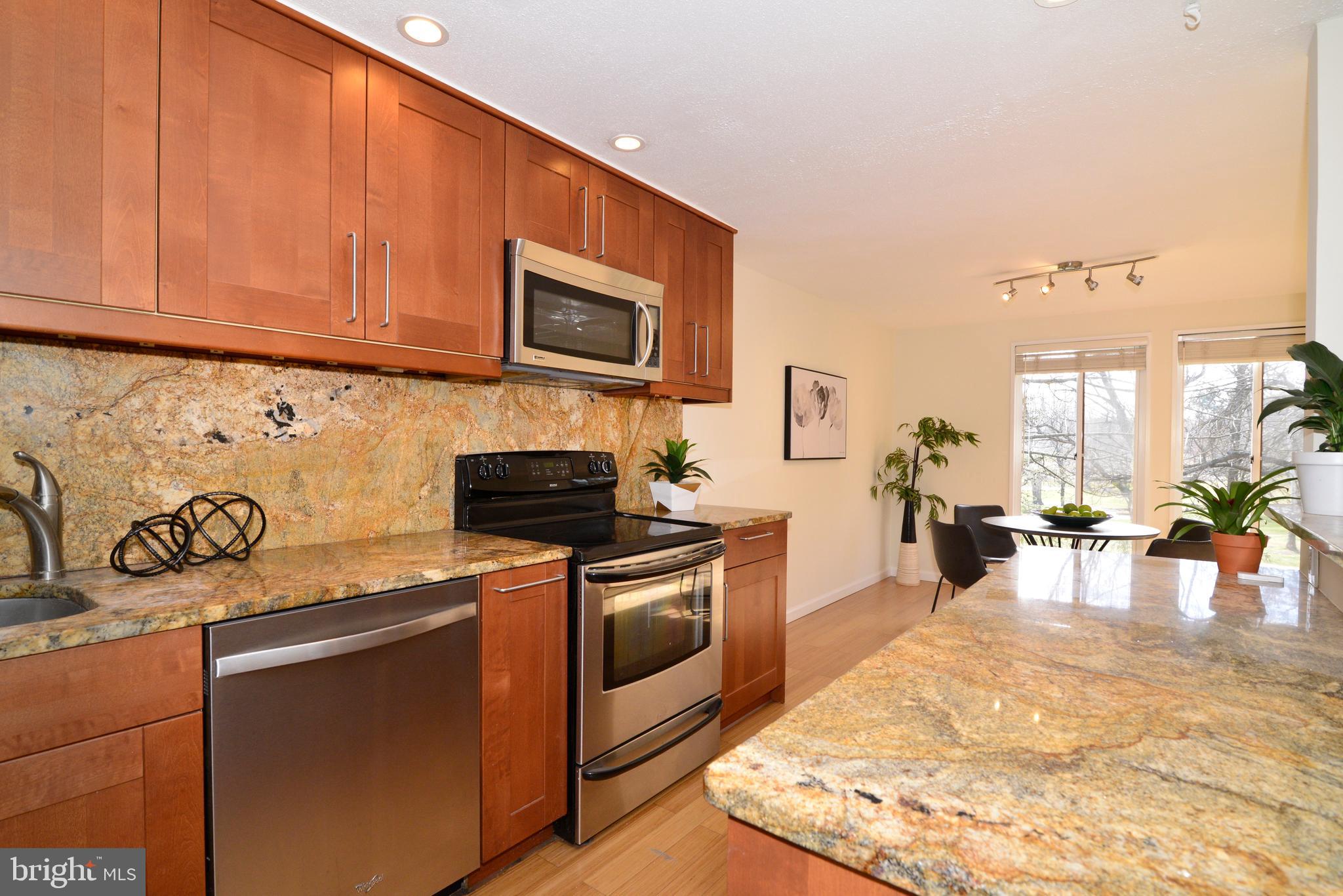 1822 North Shore Court Reston, VA 20190 - Photo 10 of 46 Gallery Image 10