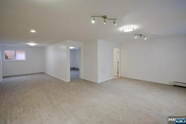 $999,999 | 343 B East Harriet Avenue, Palisades Park, NJ 07650