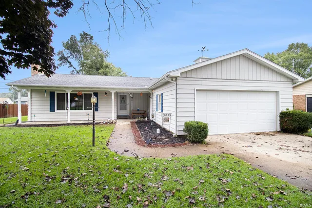$274,900 | 11249 Hemlock Drive, Osceola, IN 46561