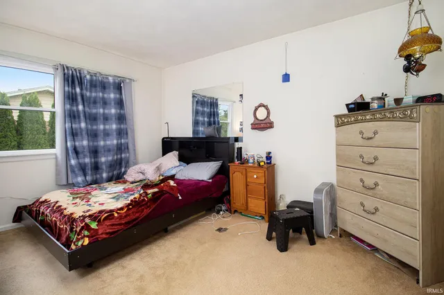 $274,900 | 11249 Hemlock Drive, Osceola, IN 46561