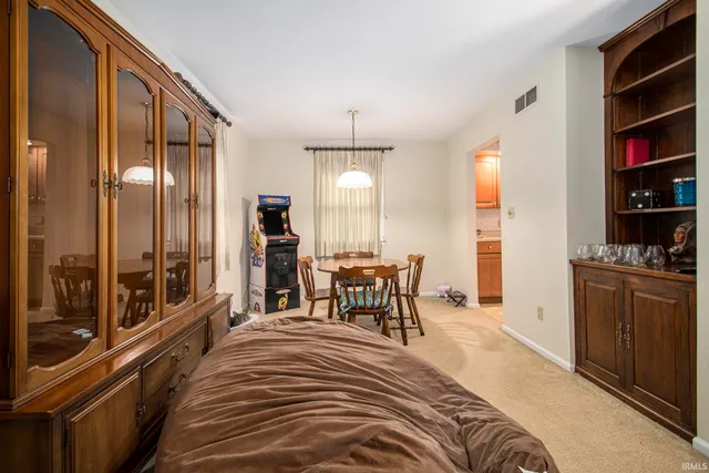 $274,900 | 11249 Hemlock Drive, Osceola, IN 46561