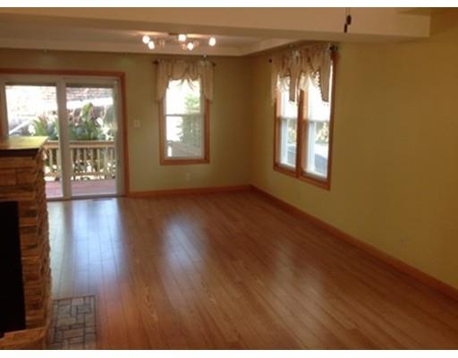 39 Rimmon Avenue Springfield, MA 01107 - Photo 6 of 19