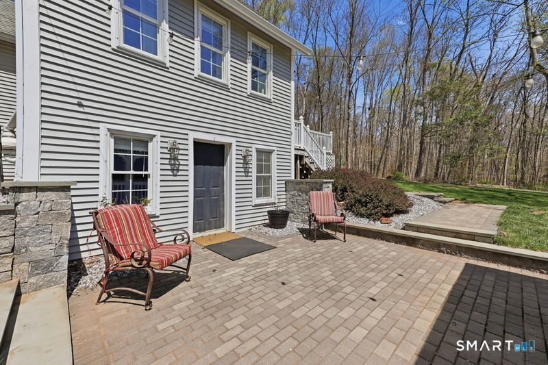 408 Maromas Road Middletown, CT 06457 - Photo 9 of 34