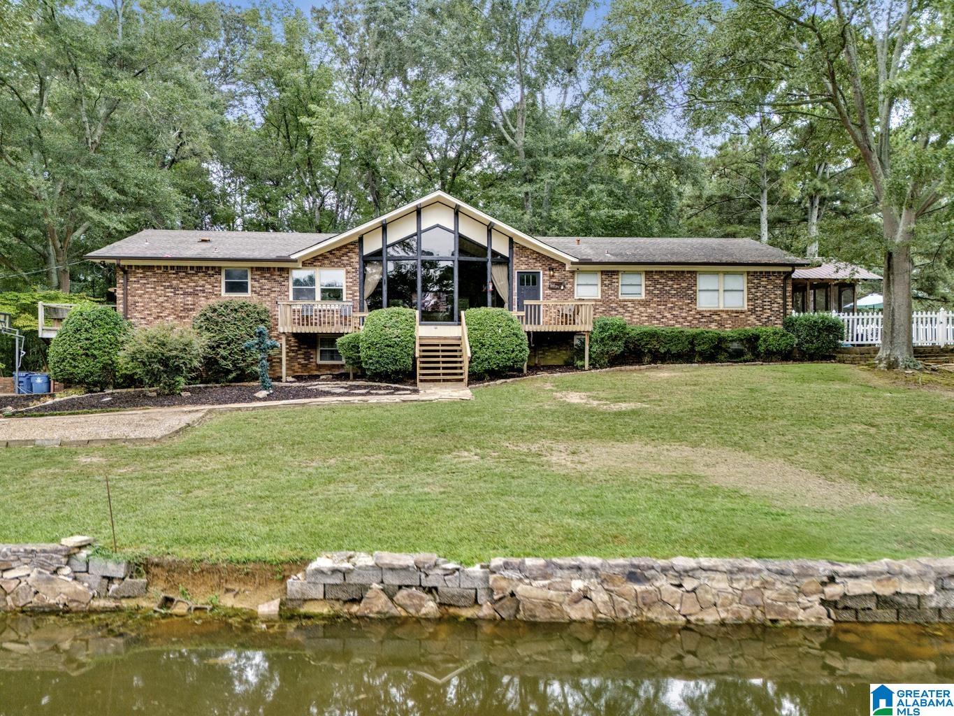 1695 Kent Road Oneonta, AL 35121 - Photo 2 of 70