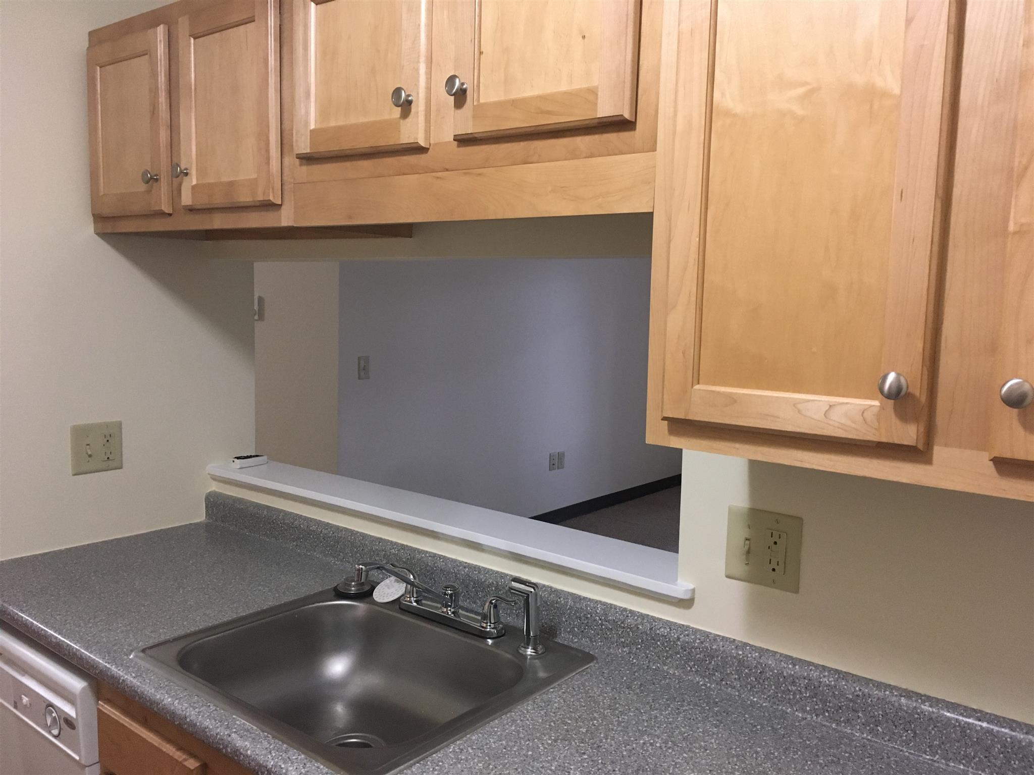 101 Eastern Avenue, Unit 303 Manchester, NH 03104 - Photo 12 of 40