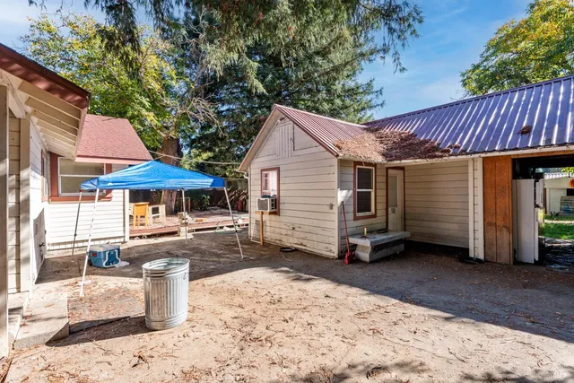 $289,000 | 23925 Eberle Street, Covelo, CA 95428