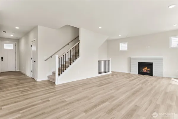 $949,990 | 2025 Northeast Norseman Way, Poulsbo, WA 98370