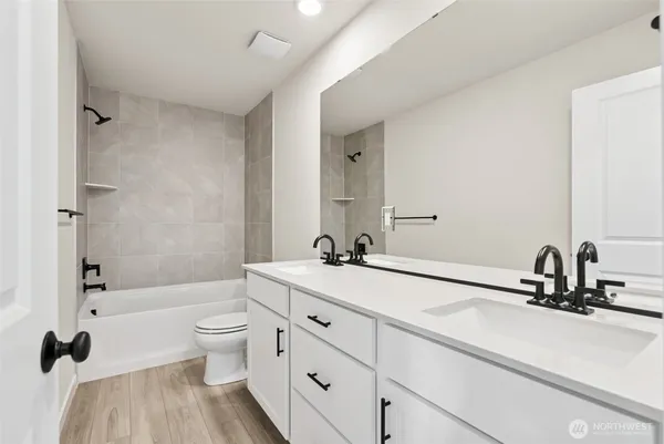 $949,990 | 2025 Northeast Norseman Way, Poulsbo, WA 98370