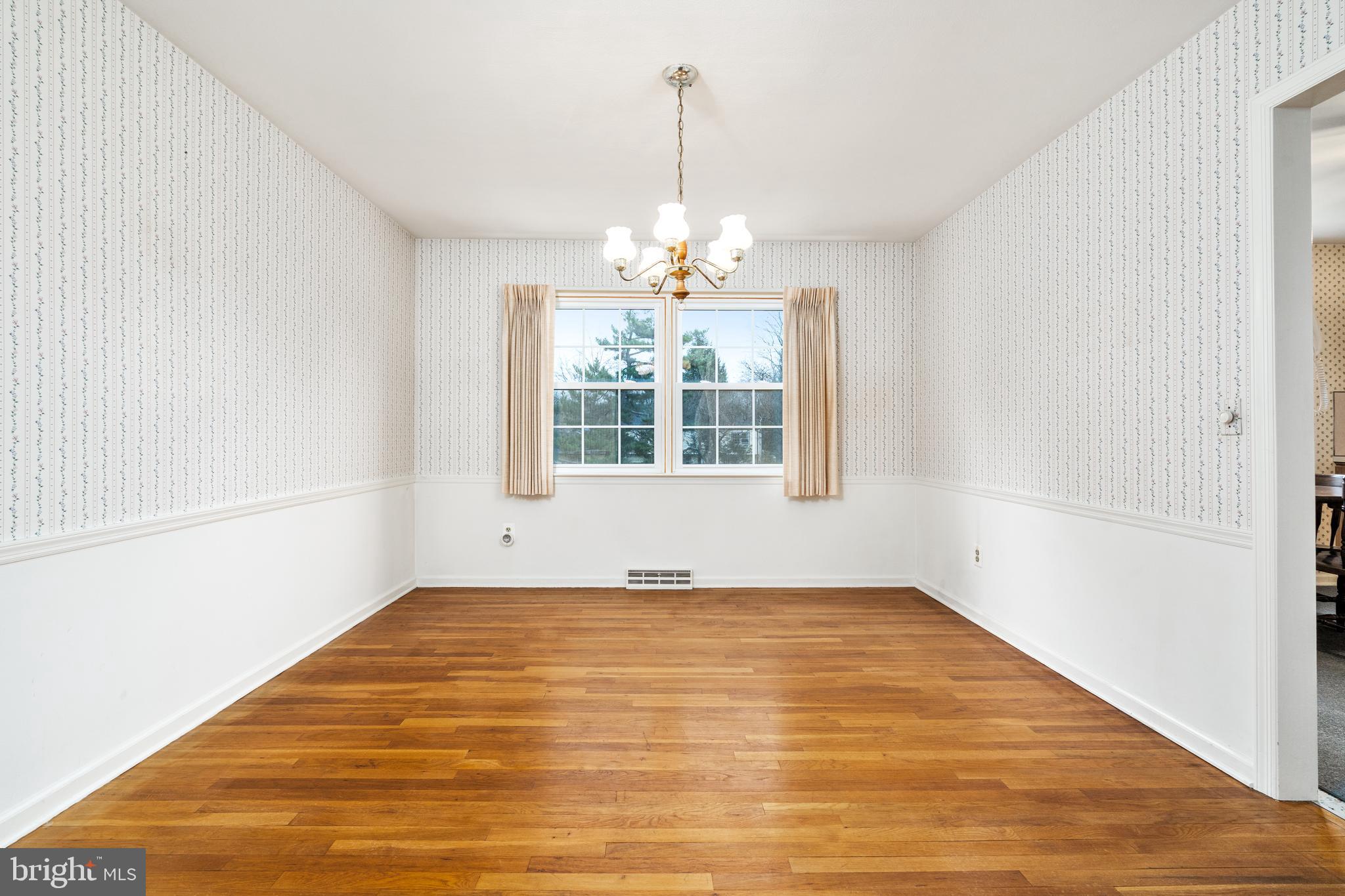 6 Quaker Road West Windsor, NJ 08550 - Photo 11 of 43