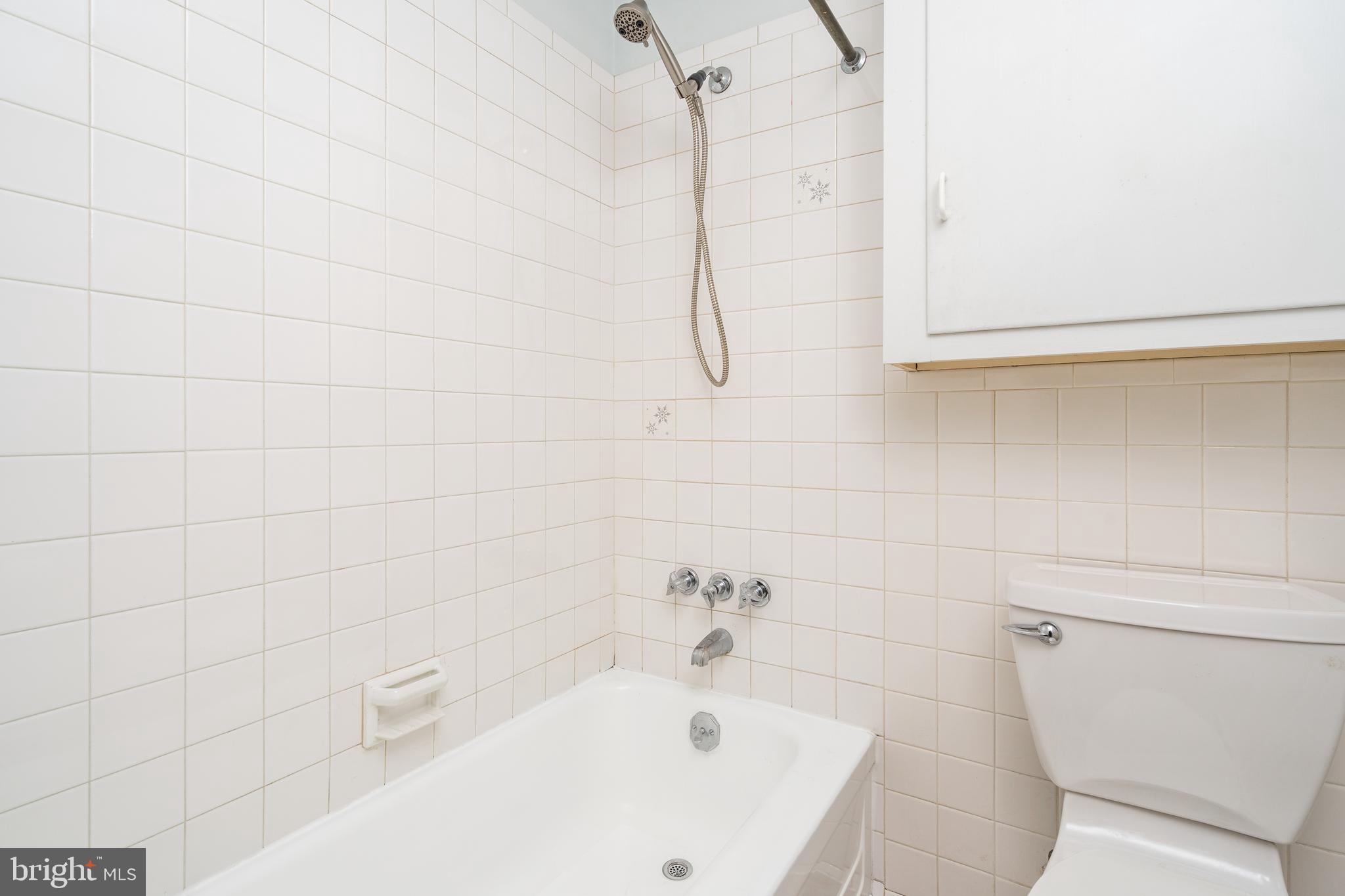 6 Quaker Road West Windsor, NJ 08550 - Photo 18 of 43