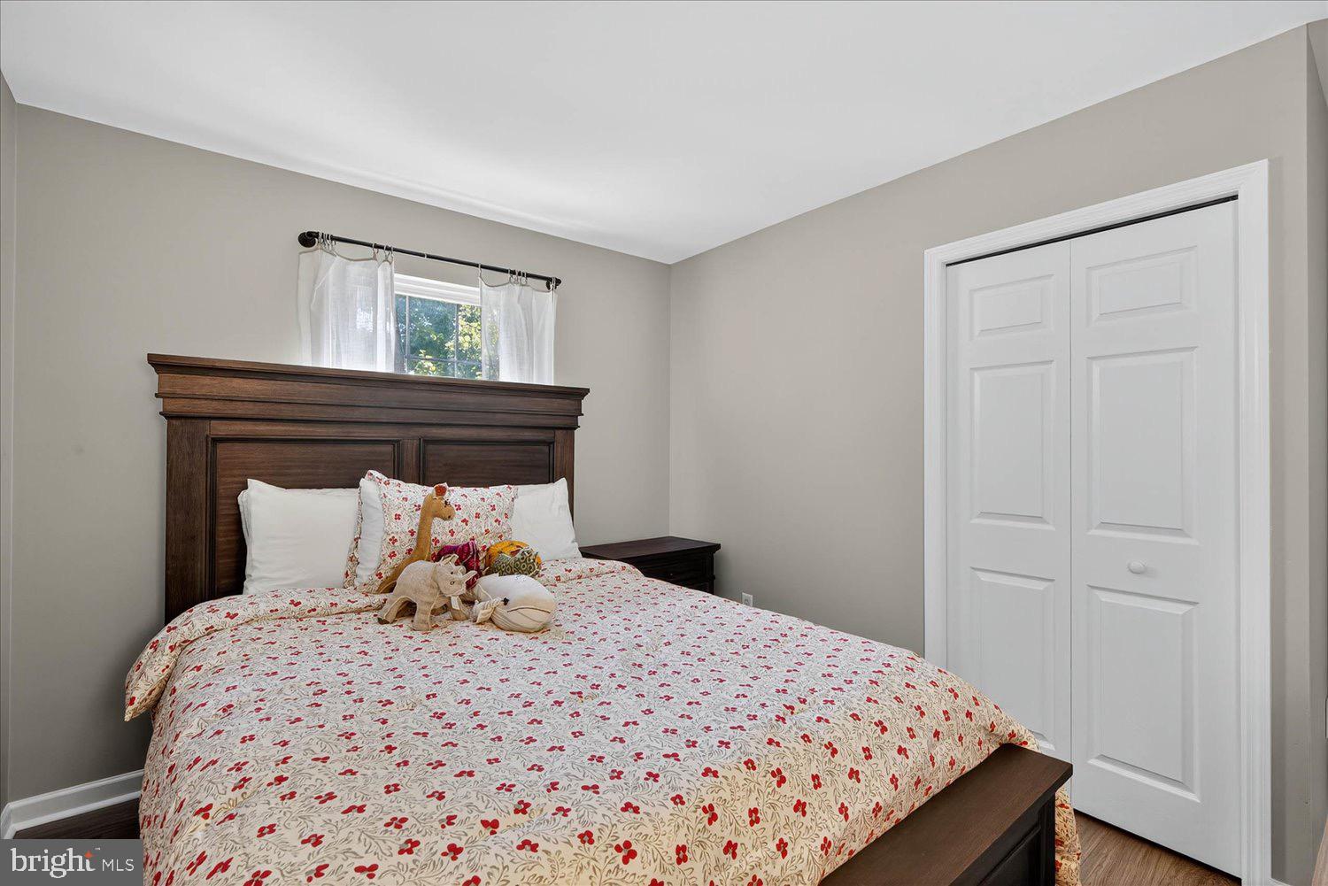 554 Mallard Drive Manheim, PA 17545 - Photo 13 of 21 a bedroom with a bed and a window