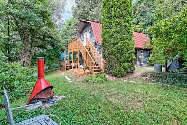 a view of a garden with an outdoor space