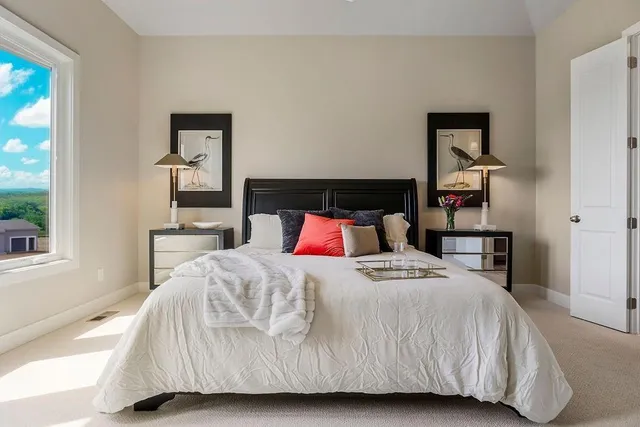 $767,454 | 15582 West 168th Place, Olathe, KS 66062