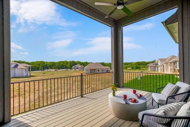 $767,454 | 15582 West 168th Place, Olathe, KS 66062