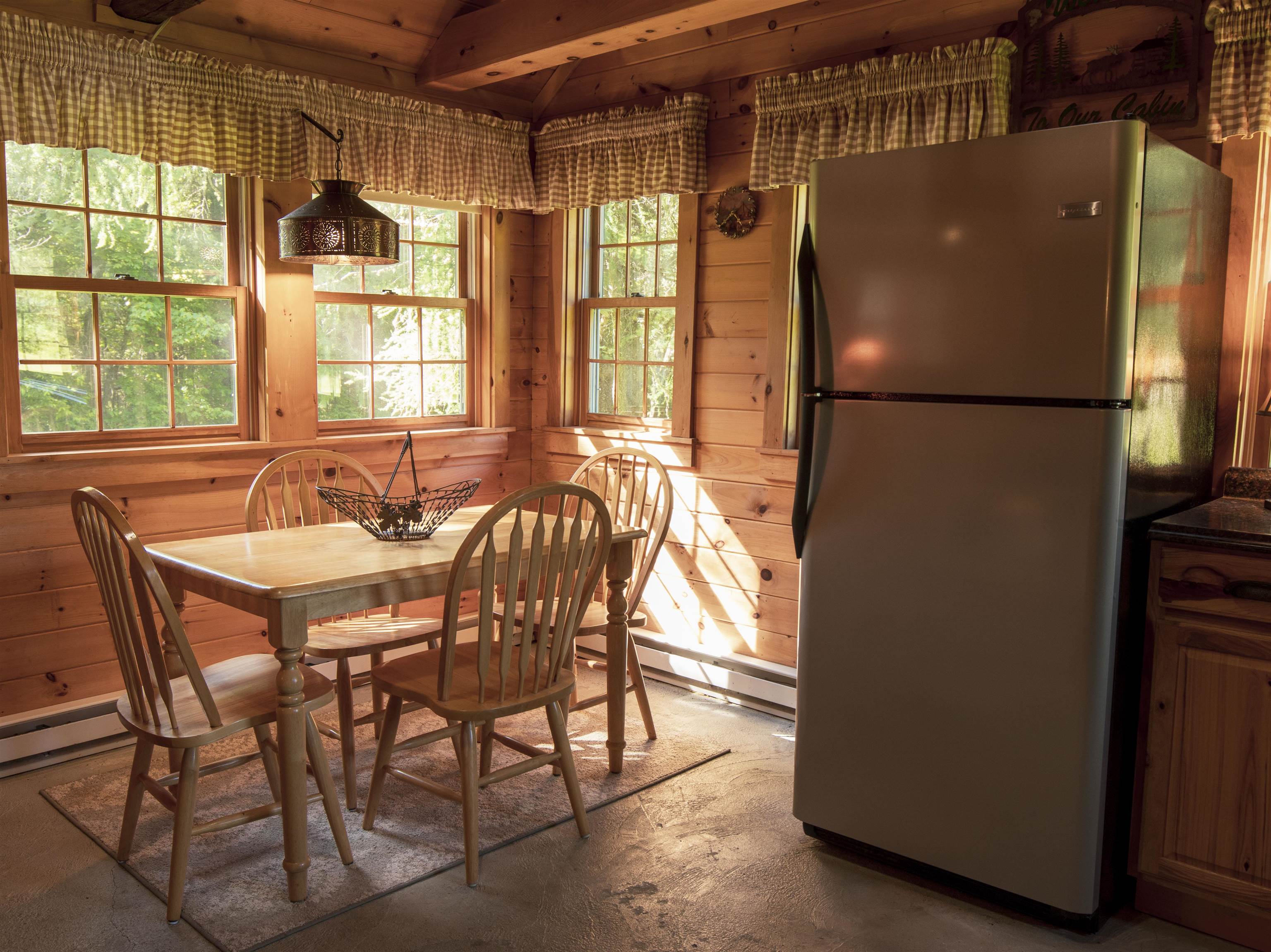 467 Hill Road Pittsburg, NH 03592 - Photo 11 of 40 Gallery Image 11