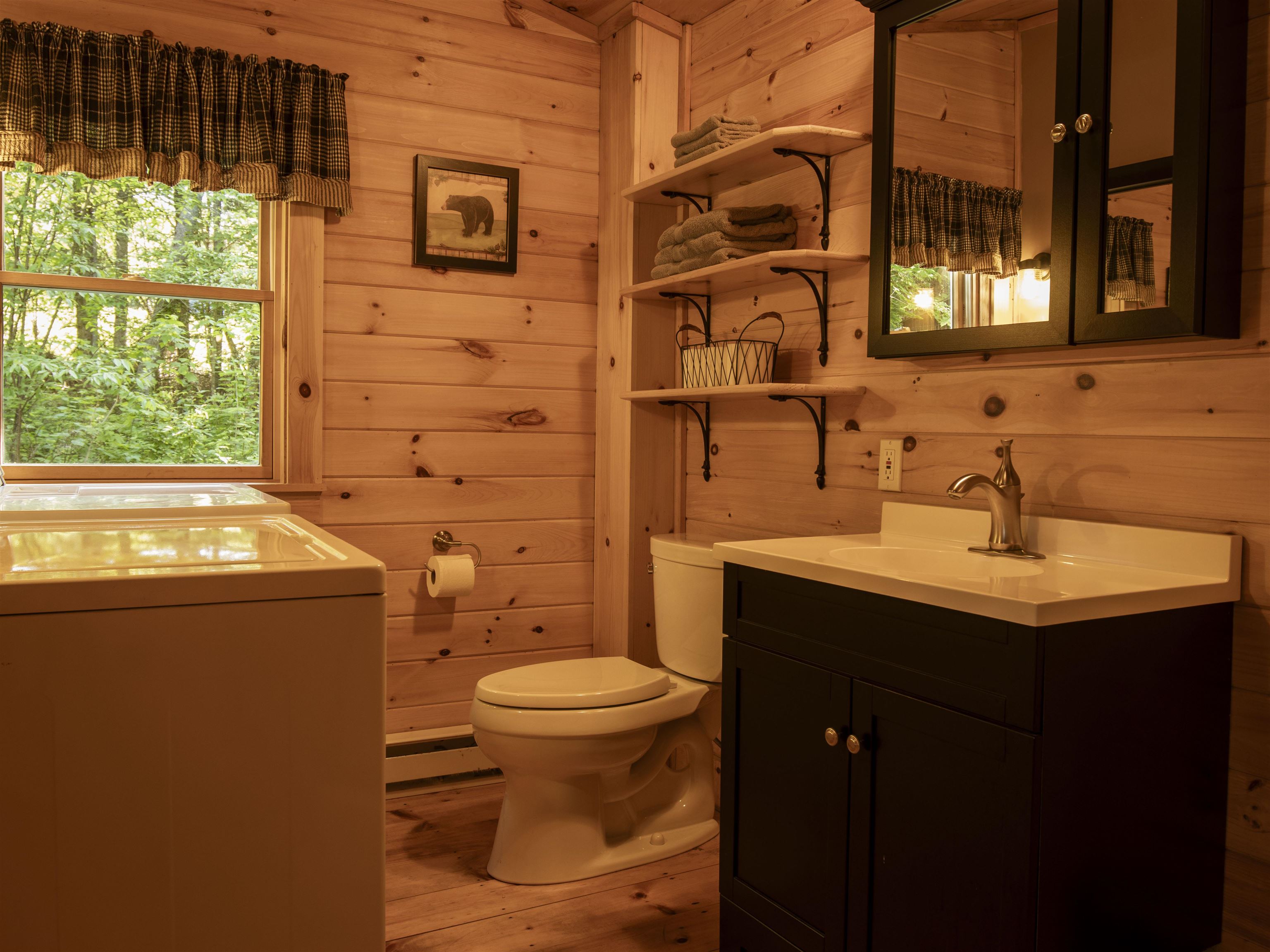 467 Hill Road Pittsburg, NH 03592 - Photo 19 of 40 Gallery Image 19