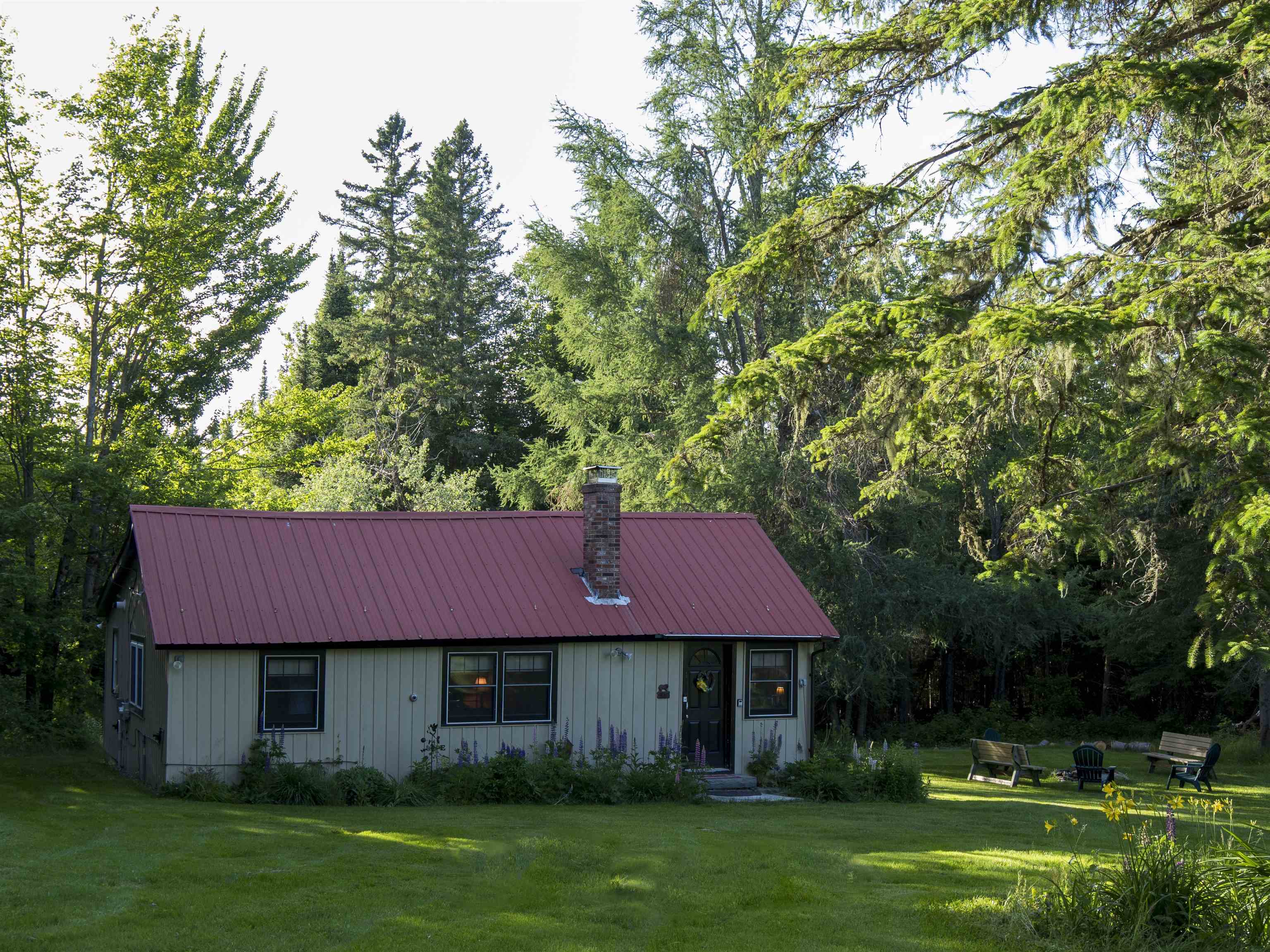 467 Hill Road Pittsburg, NH 03592 - Photo 29 of 40 Gallery Image 29