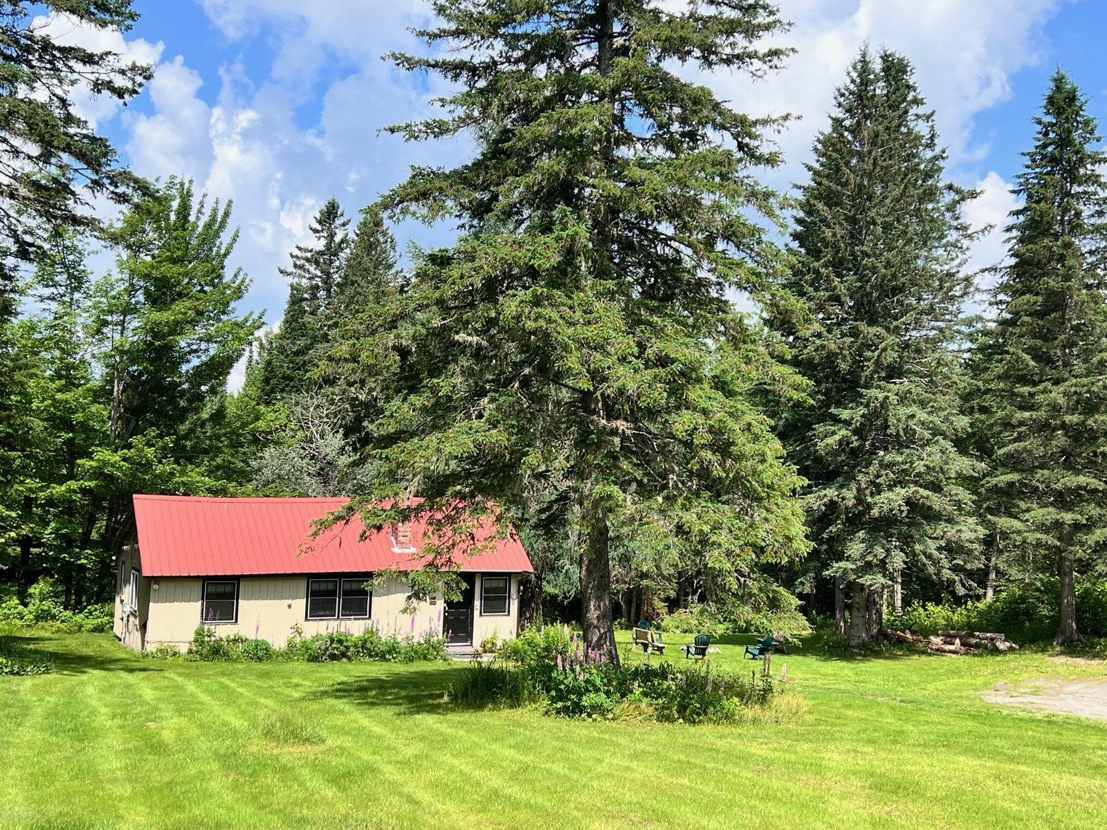 467 Hill Road Pittsburg, NH 03592 - Photo 31 of 40 Gallery Image 31