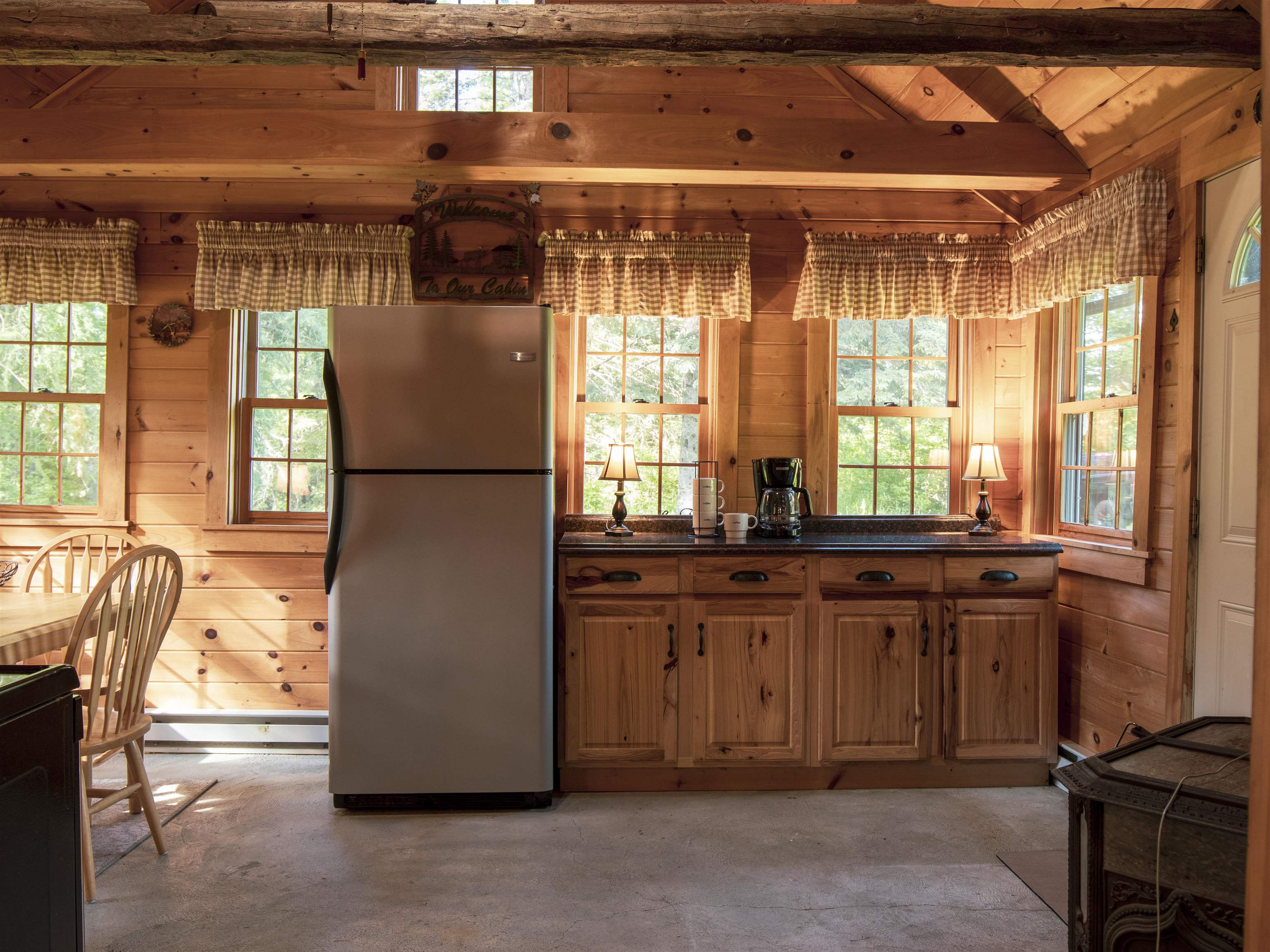 467 Hill Road Pittsburg, NH 03592 - Photo 8 of 40 Gallery Image 8
