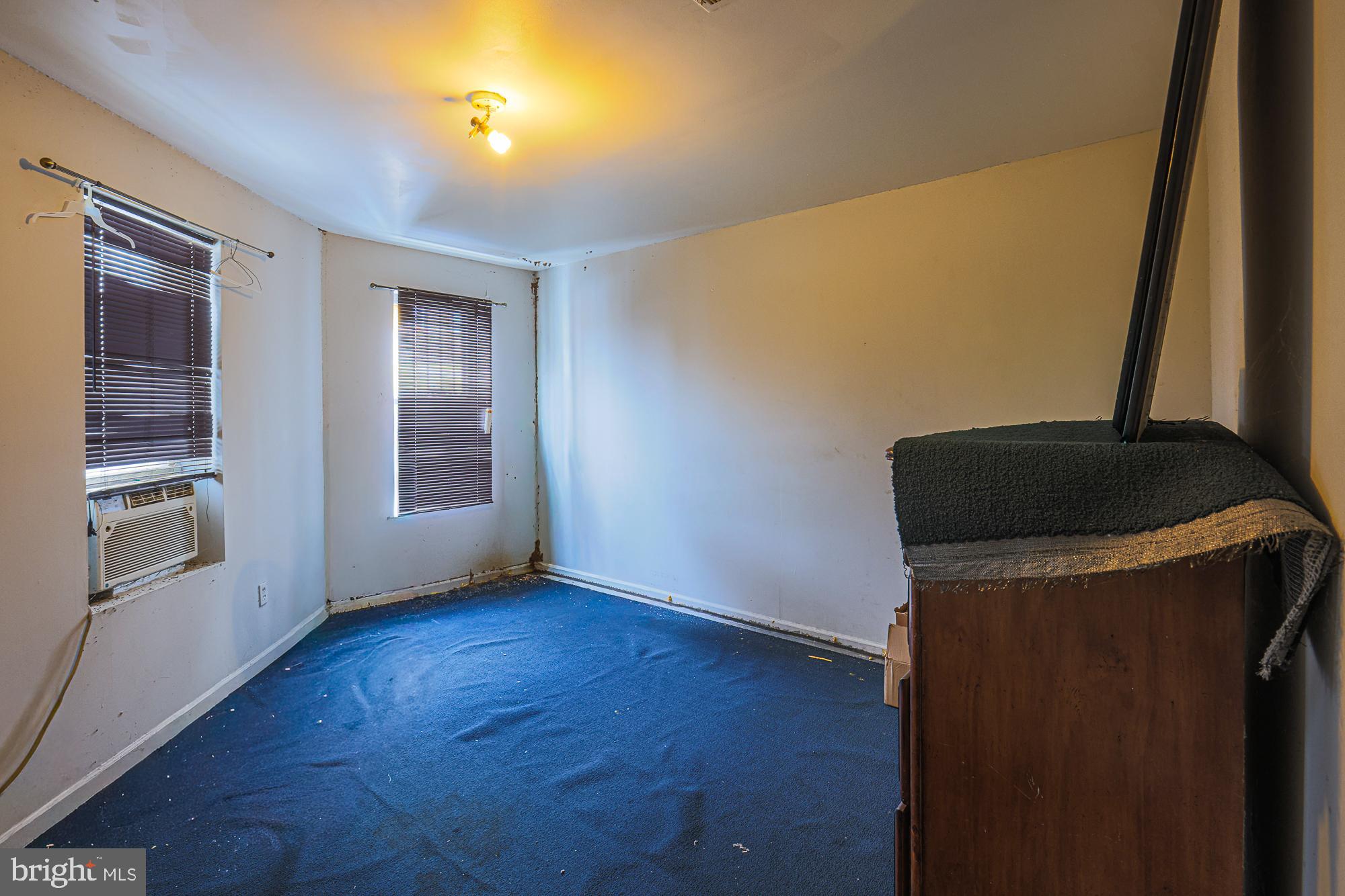 633 North Brice Street Baltimore, MD 21217 - Photo 20 of 28 Spacious room with natural light potential.