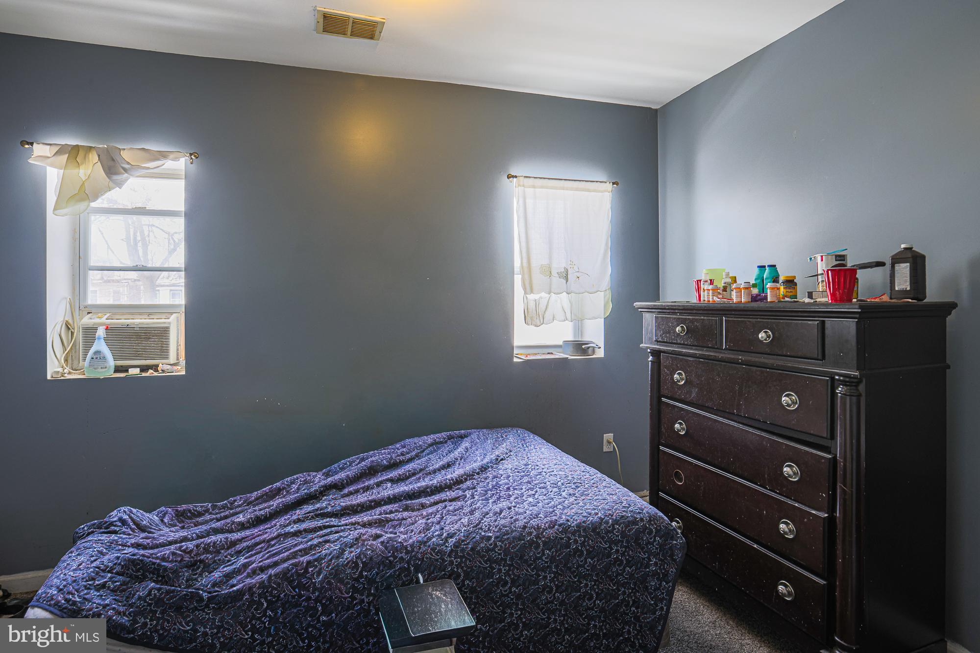 633 North Brice Street Baltimore, MD 21217 - Photo 25 of 28 Cozy retreat with soft blue hues.