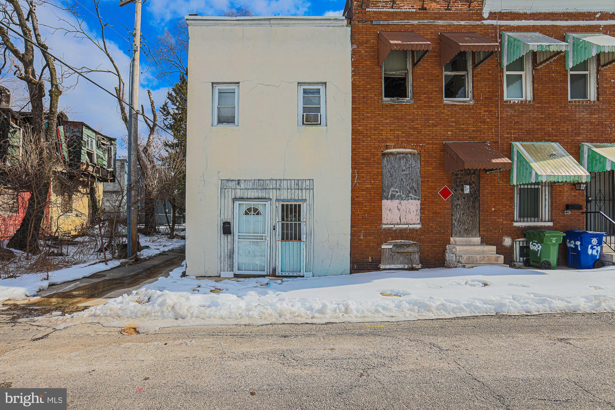 633 North Brice Street Baltimore, MD 21217 - Photo 4 of 28 Charming urban duplex with unique facade.