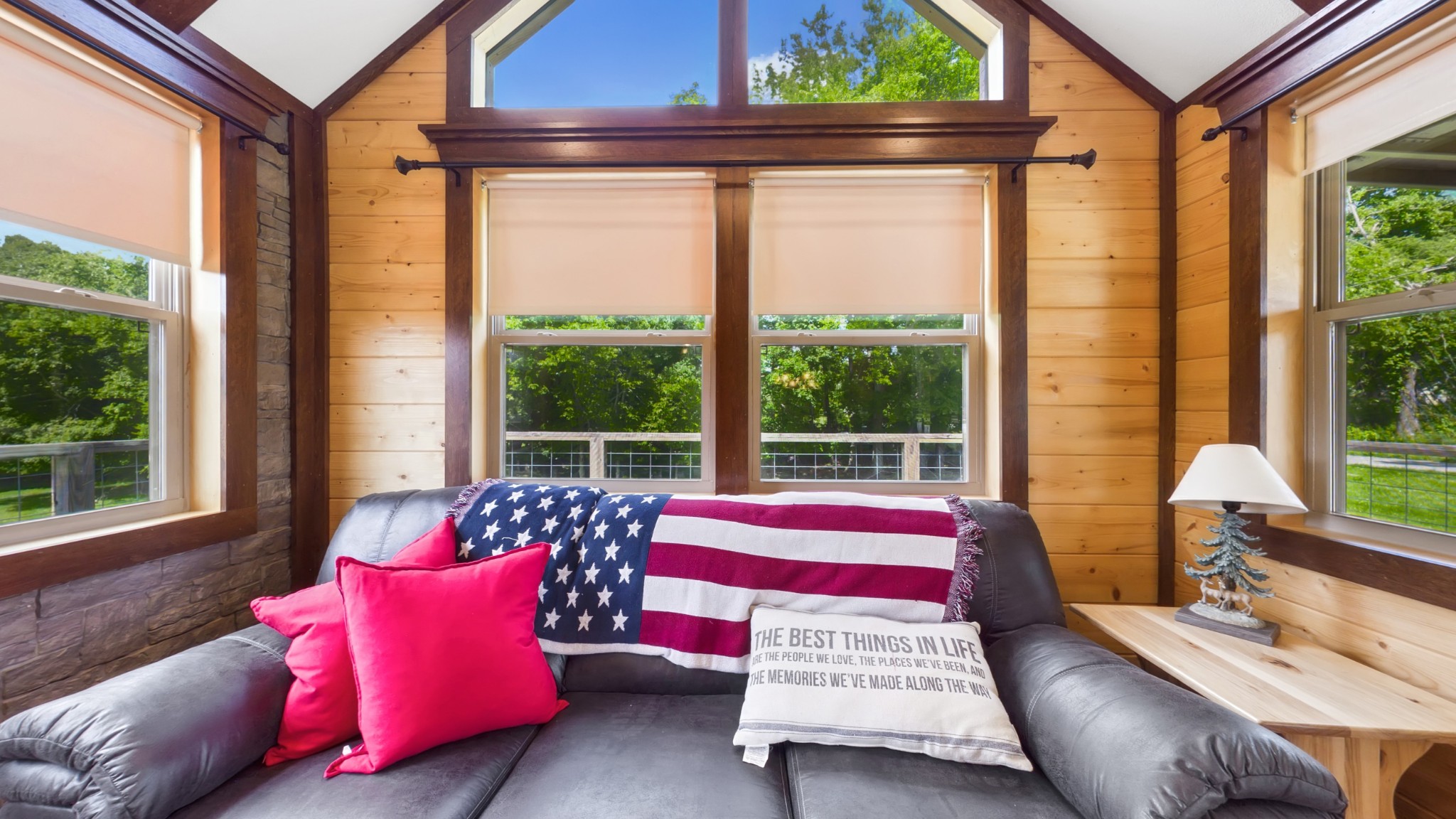 836 Prizer Point Road Cadiz, KY 42211 - Photo 38 of 82 a room with furniture and a window