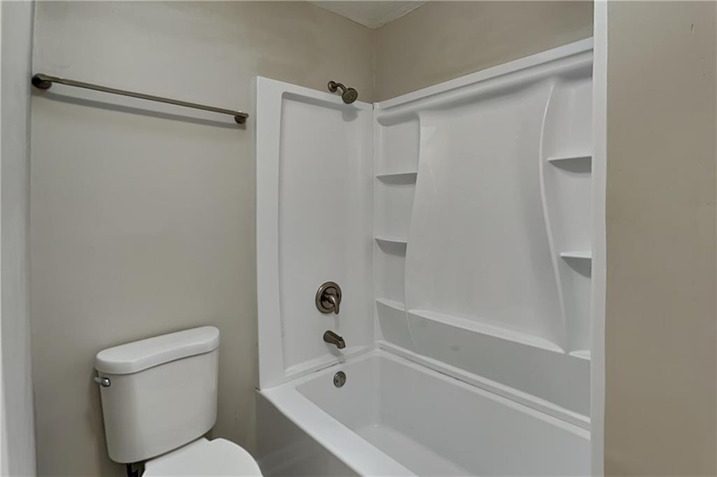 4505 Laurie Lane Southwest Powder Springs, GA 30127 - Photo 12 of 24