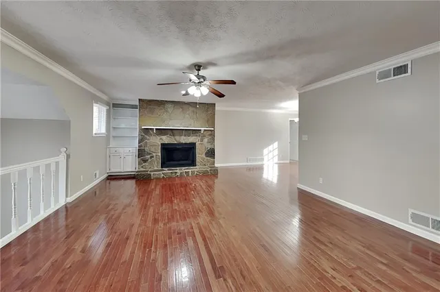 $2,000 | 4505 Laurie Lane Southwest, Powder Springs, GA 30127